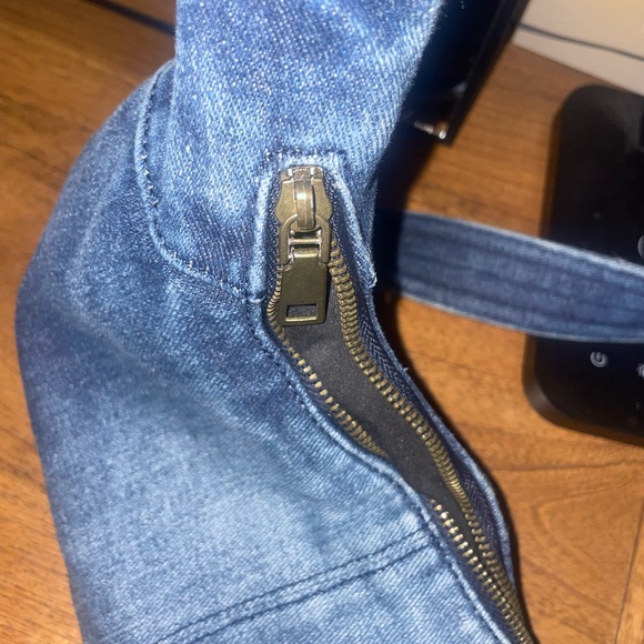SOLD Denim crossbody and shoulder bag! - Picture 8 of 11